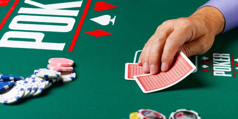 Poker - Game Bài Chinh Phục Trái Tim Hàng Triệu Hội Viên 4 Cân nhắc cẩn thận trước khi tố tất